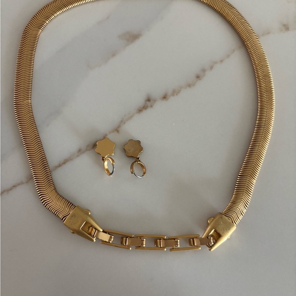 Clare V. 14k Gold-Plated Snake
Chain Necklace and Earring Set - Picture 4 of 9